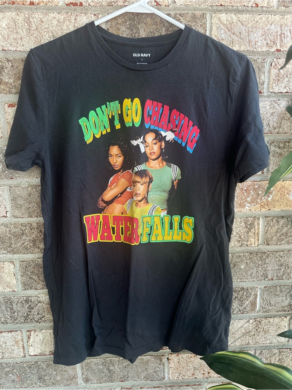 TLC Black Graphic Tee 'Don't Go Chasing Waterfalls' Print